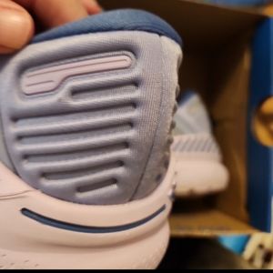 Brooks adrenaline gts 22